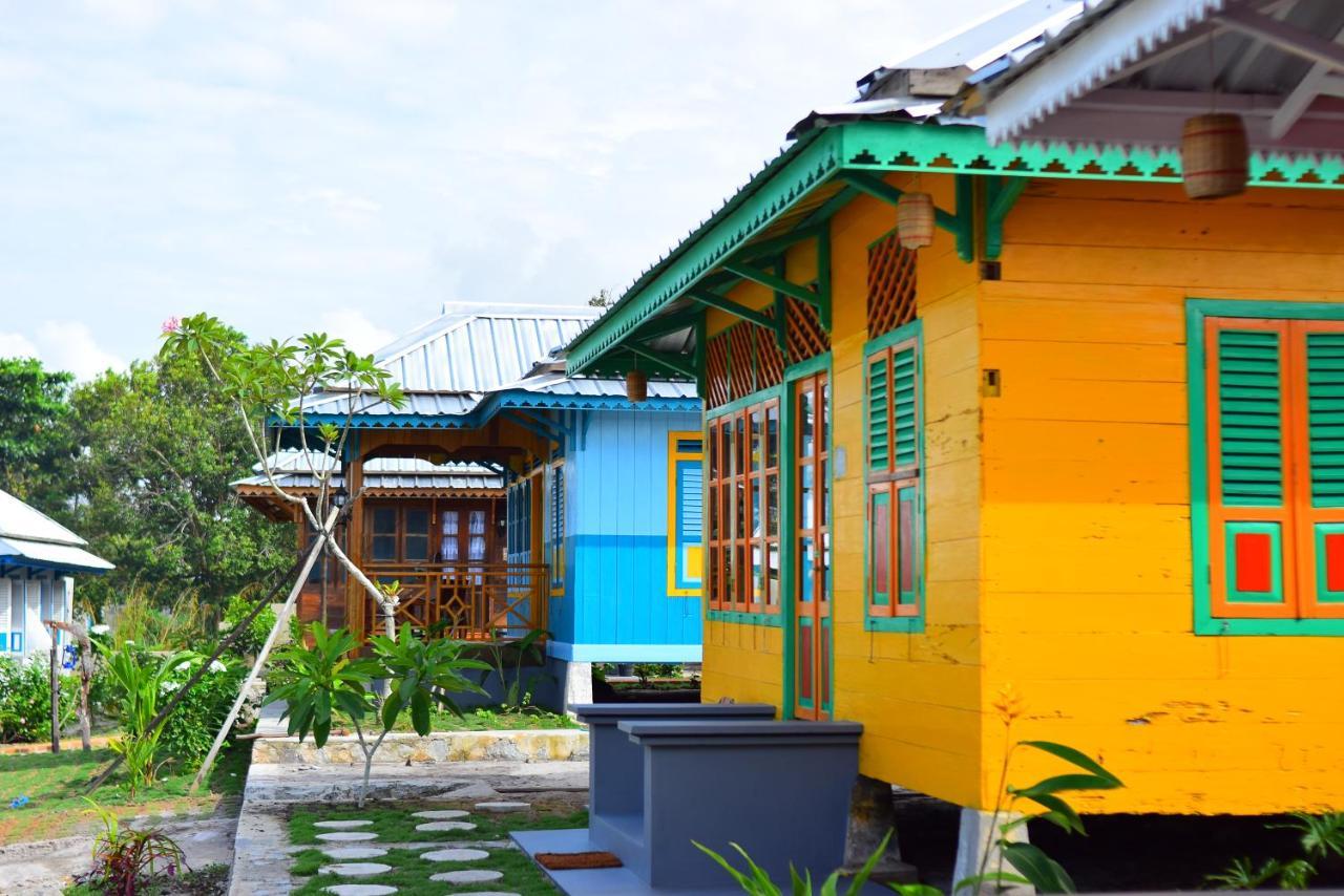 Rock And Wreck Dive Resort Tanjungbinga Exterior photo