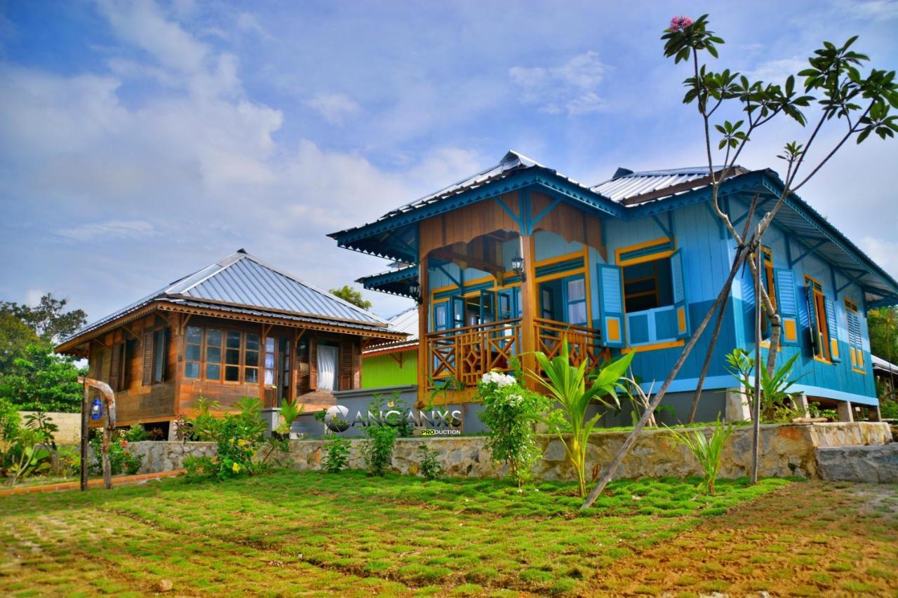 Rock And Wreck Dive Resort Tanjungbinga Exterior photo