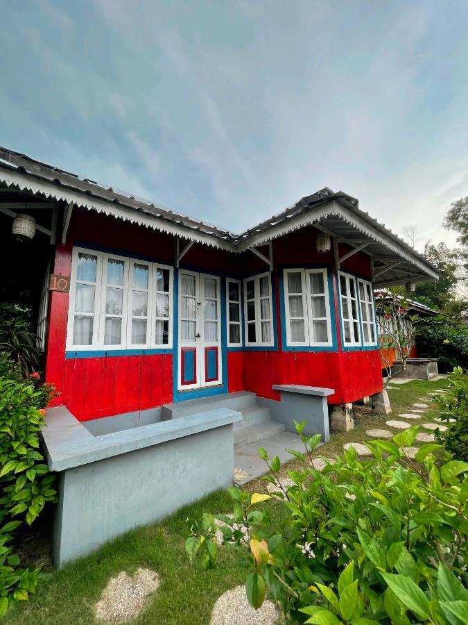 Rock And Wreck Dive Resort Tanjungbinga Exterior photo